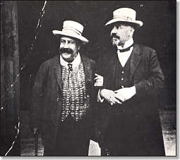 Leoncavallo e l'architetto Bernardini nel 1916